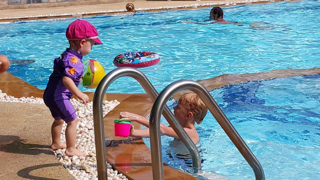 Vip Chain Resort Pool Villa Ban Phe Zewnętrze zdjęcie